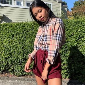 ♻️ SOLD ♻️ H & M Burgundy Shorts